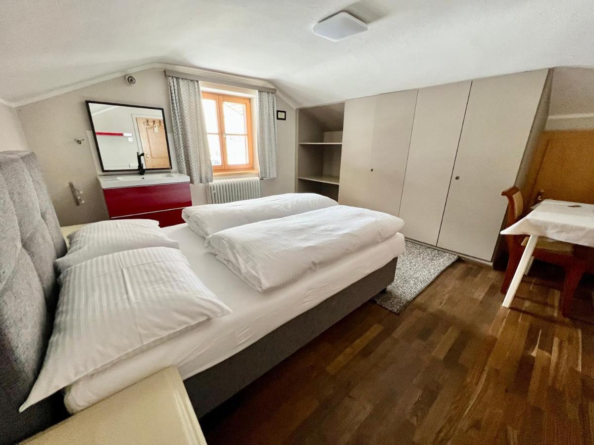 Lech Hostel Экстерьер фото