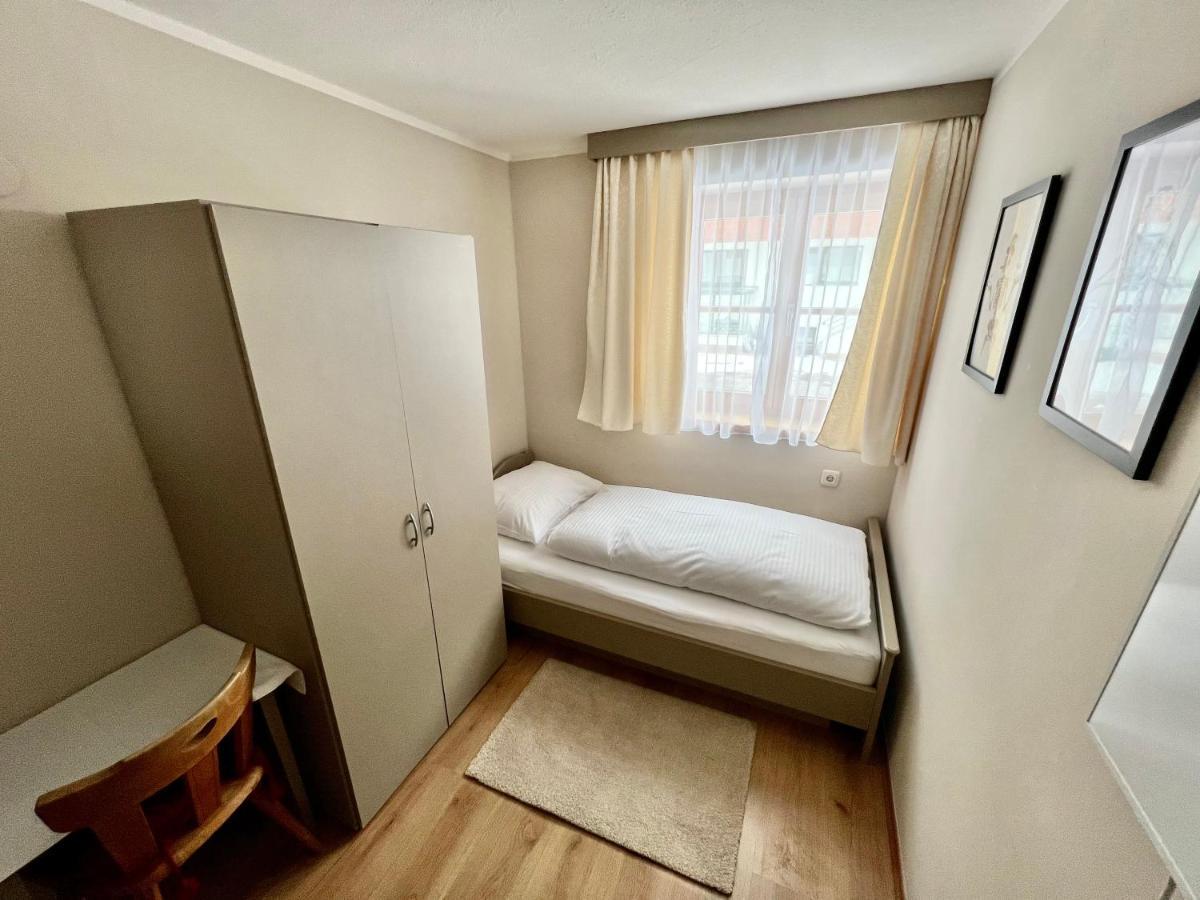 Lech Hostel Экстерьер фото